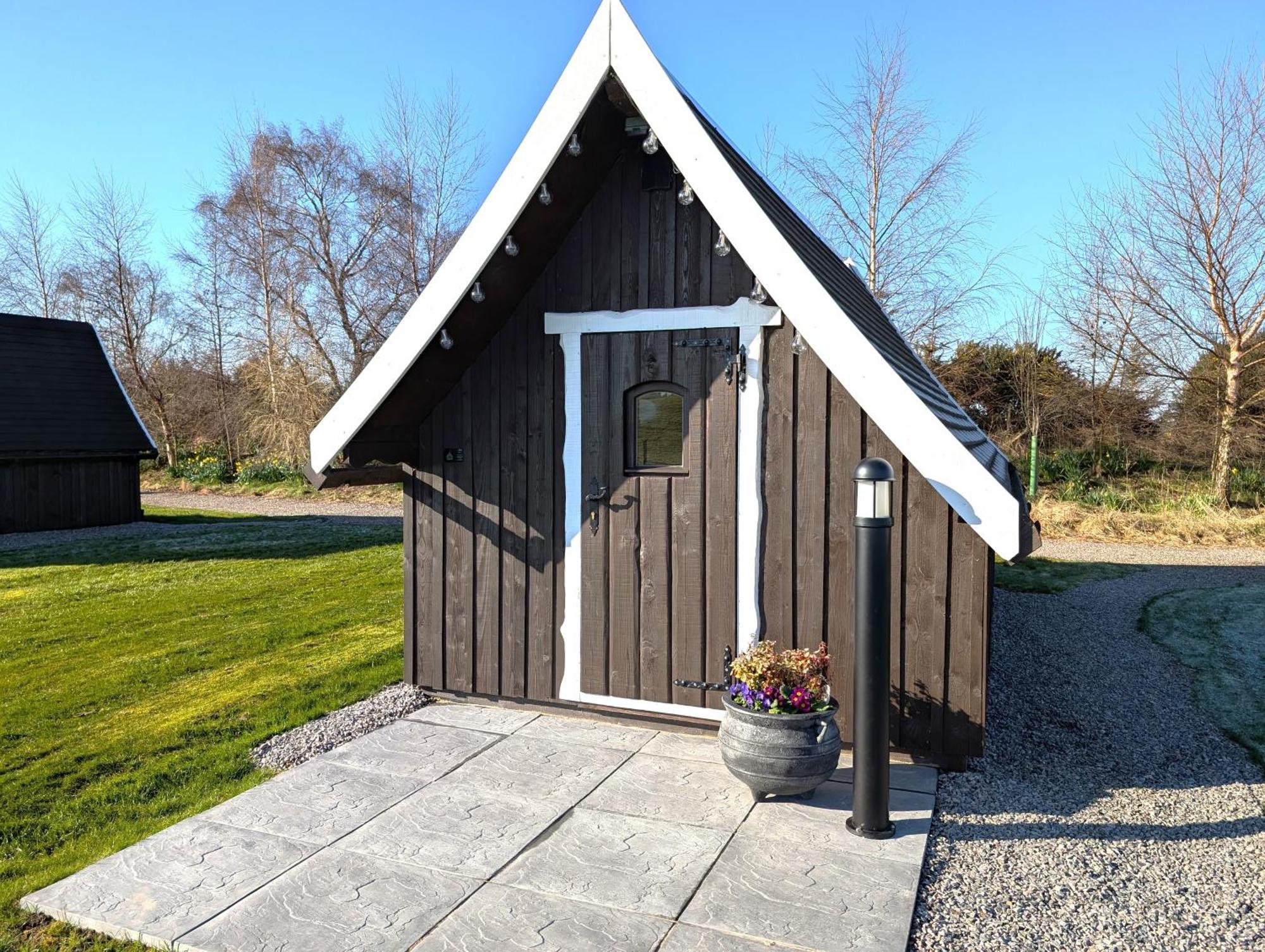 Macbeth'S Hillock Forres Exterior foto